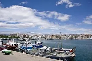 Lluis Millet  21 Apartment Cambrils Hotel